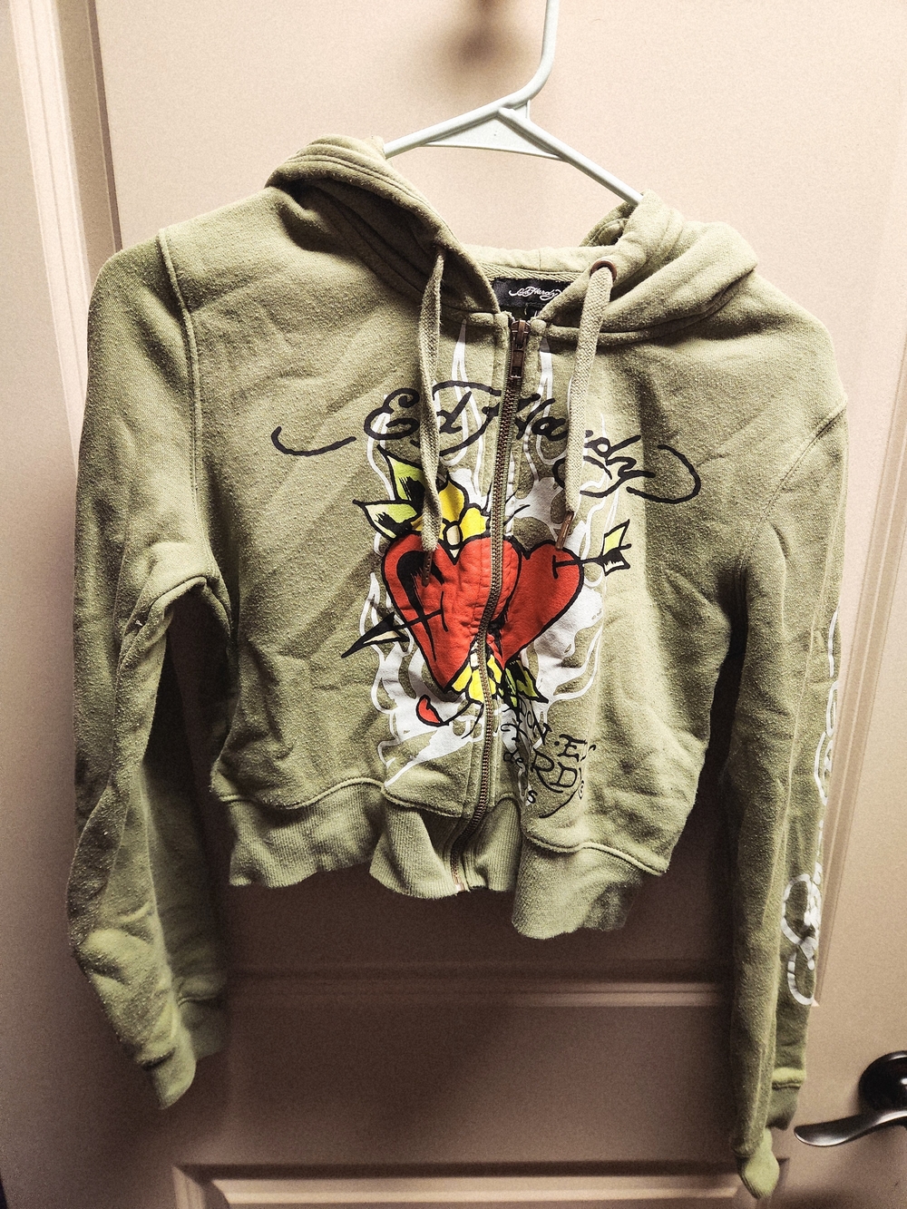 Green Zip-Up Crop Hoodie with Heart Graphic - Women Sweater